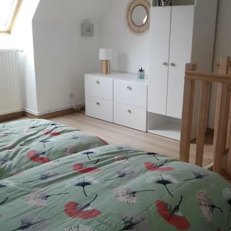 홈스테이 Ganamapa 메를리몽